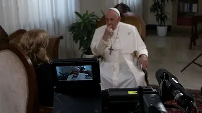 Francisco: "La guerra es el enemigo del diálogo universal" Francisco: "La guerra es el enemigo del diálogo universal"