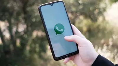 WhatsApp WhatsApp
