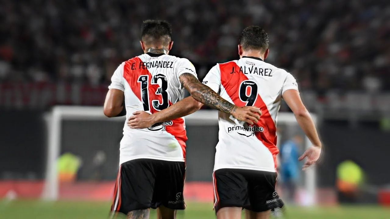 Julián Álvarez Enzo Fernández Selección Argentina River Plate