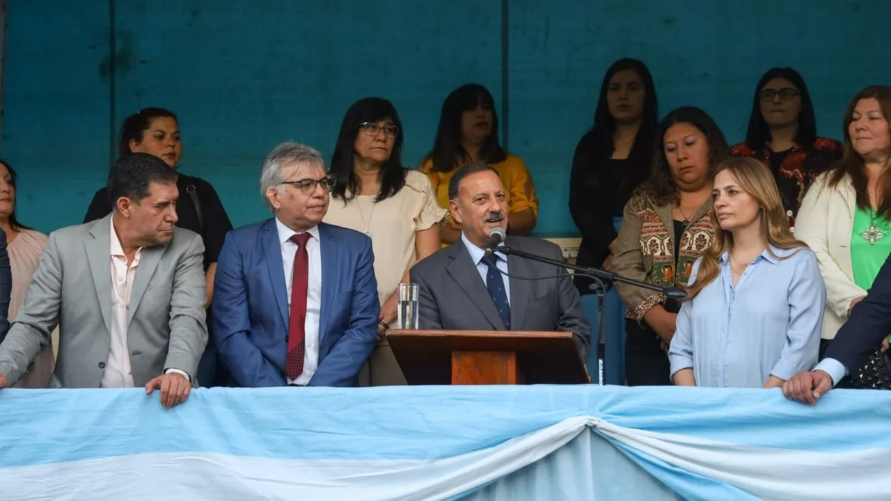 Quintela advirtió que el Estado no está para ganar plata, está para que la gente "viva mejor"