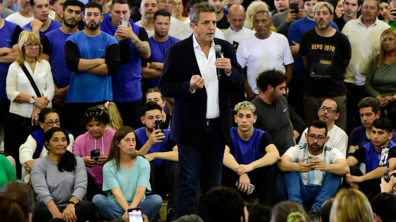 En una fábrica, Massa alertó que con Milei no habrá industria: "Los argentinos se quedan sin trabajo"