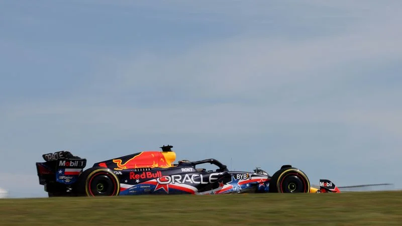 Verstappen logra la pole para la carrera sprint de F1 en Austin