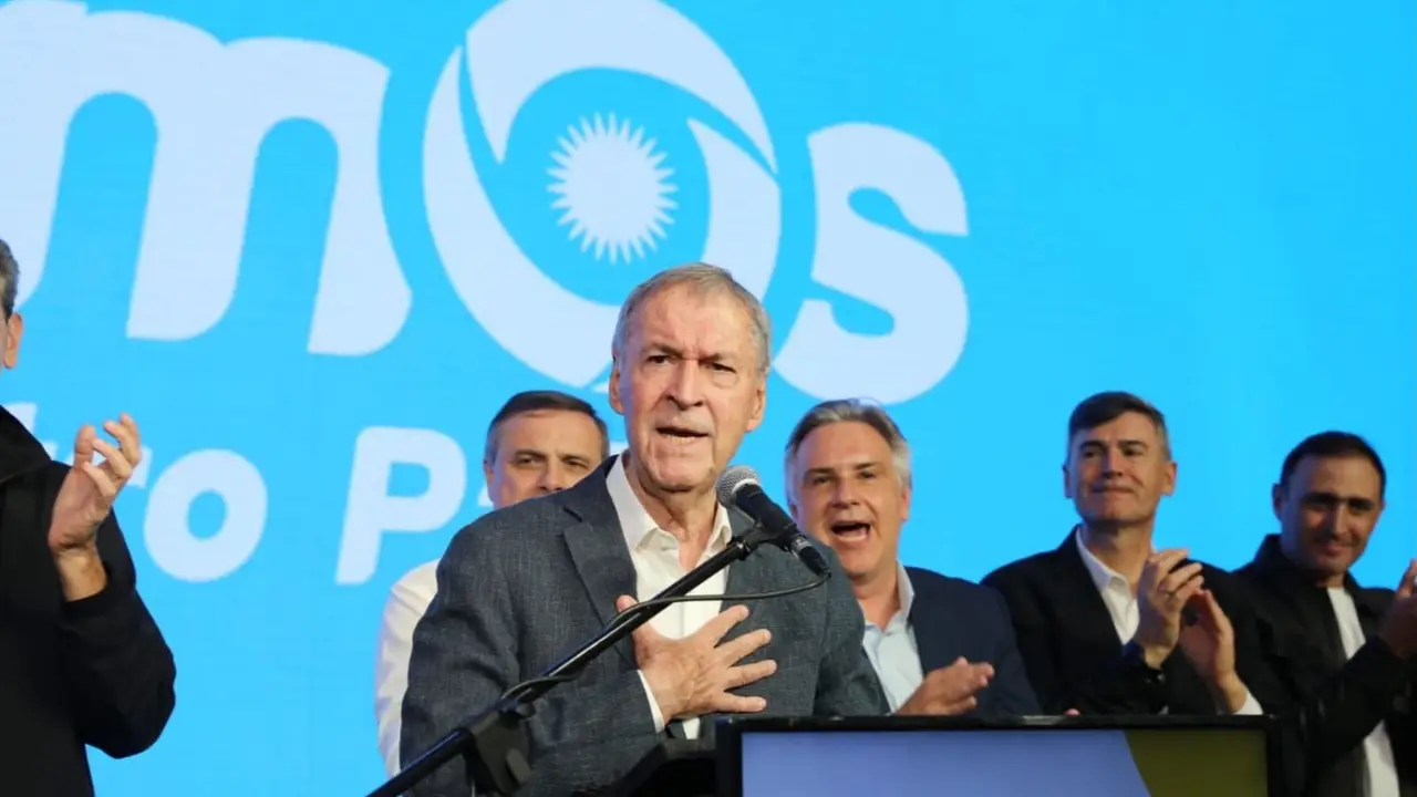 Juan Schiaretti, de meme a árbitro en el balotaje y en el Congreso que viene
