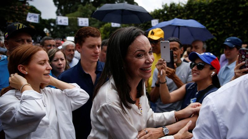 La oposición antichavista rechazó el fallo judicial en Venezuela y ratificó la candidatura de Machado para 2024
