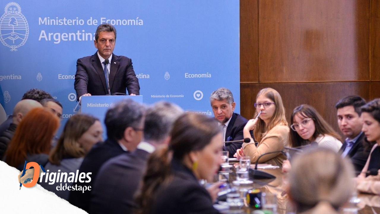 Anuncios y mensajes: Massa arrancó su campaña para el balotaje