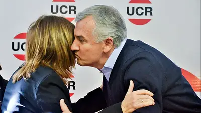 Elecciones 2023: Morales convocó a la UCR y crece el malestar por la cercanía del PRO y Milei Elecciones 2023: Morales convocó a la UCR y crece el malestar por la cercanía del PRO y Milei
