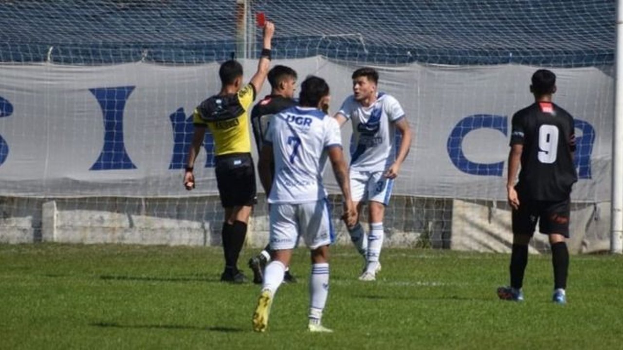 Santiago Grela Argentino de Rosario Primera D Ascenso Fútbol argentino