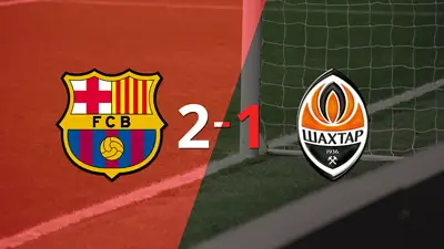 Barcelona logró una victoria de local por 2 a 1 frente a Shakhtar Donetsk Barcelona logró una victoria de local por 2 a 1 frente a Shakhtar Donetsk