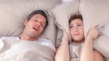 ¿Cómo hacer para dejar de roncar? Los 5 consejos a tener en cuenta