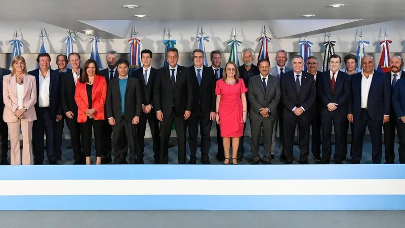 Elecciones 2023: Massa consiguió el respaldo de 19 gobernadores y planteó ampliar la coparticipación