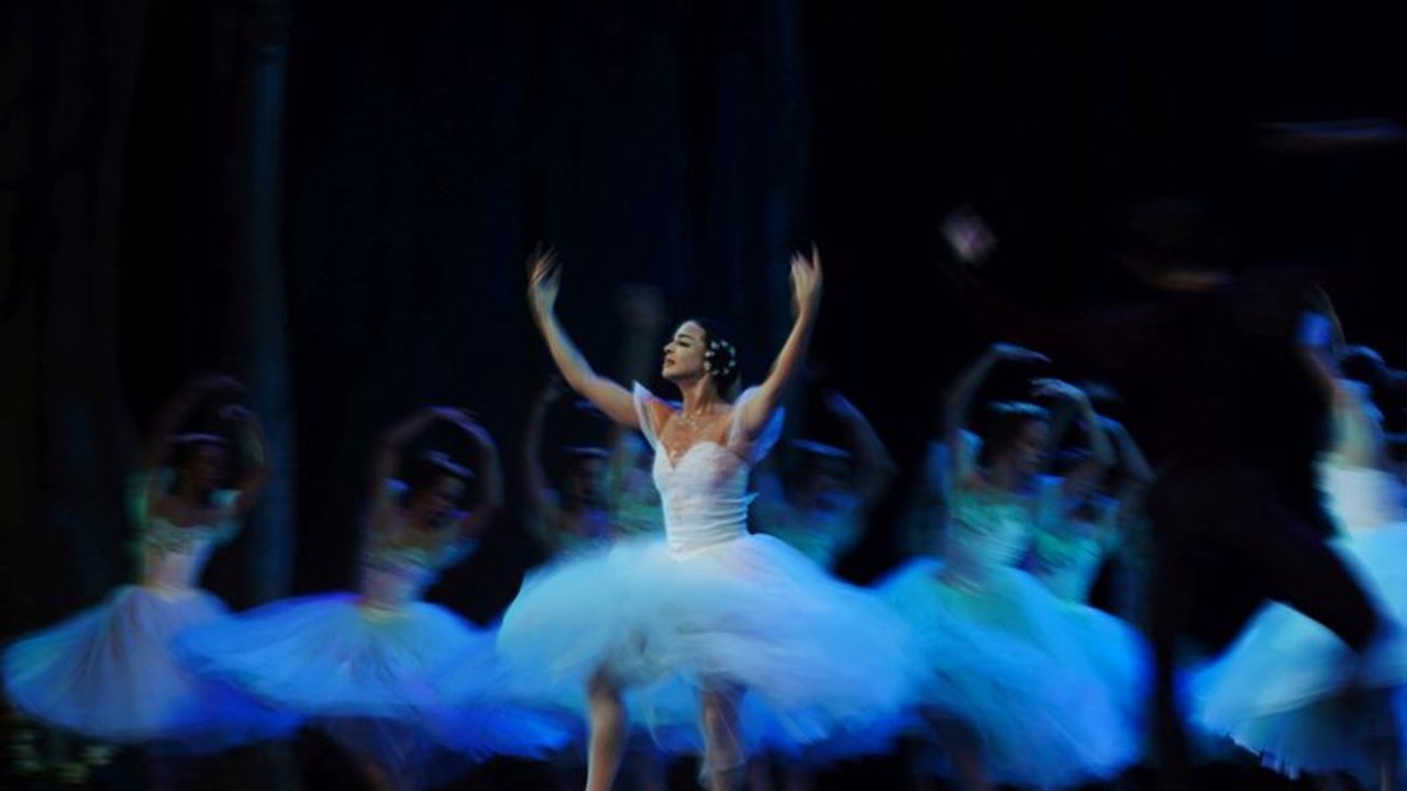 Afamado Ballet Nacional de Cuba celebra 75 años de fundado por Alicia Alonso