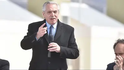 Alberto Fernández por la derrota electoral: "Fallamos porque tuvimos demasiado debate público interno" Alberto Fernández por la derrota electoral: "Fallamos porque tuvimos demasiado debate público interno"