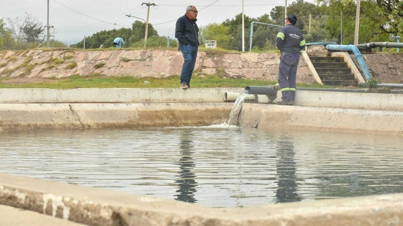 Tras meses de sequía, el gobierno puso en funcionamiento el acueducto de Chamical 