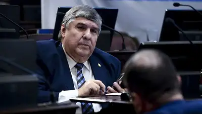 José Mayans desestimó el acuerdo Milei-Bullrich y aseguró: "Acrecienta las chances de Sergio Massa" José Mayans desestimó el acuerdo Milei-Bullrich y aseguró: "Acrecienta las chances de Sergio Massa"