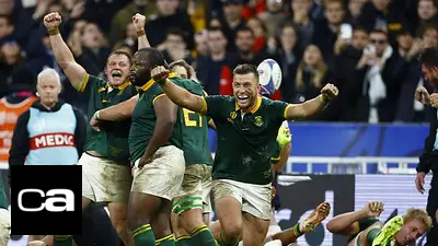 Sudáfrica vence a una Nueva Zelanda con 14 hombres gana su cuarto título mundial de rugby Sudáfrica vence a una Nueva Zelanda con 14 hombres gana su cuarto título mundial de rugby