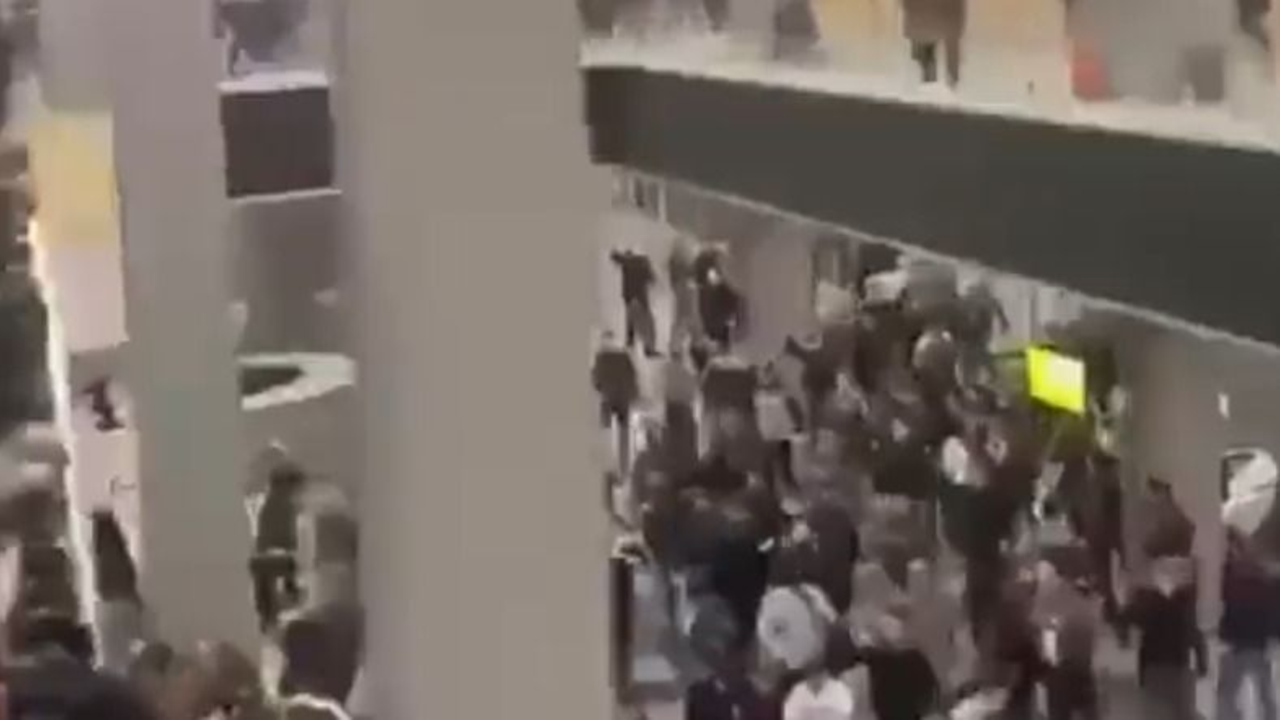 Manifestantes tomaron el aeropuerto de Daguestán por la llegada de un avión desde Israel
