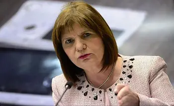 Bullrich estalló contra Adorni e impulsa su renuncia: "Esto es más que un error" | Escándalo libertario