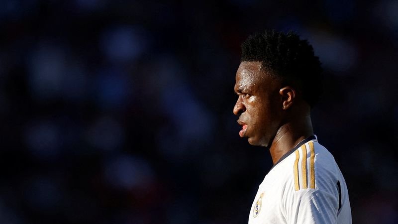 Vinícius Jr amplía su contrato con el Real Madrid hasta 2027