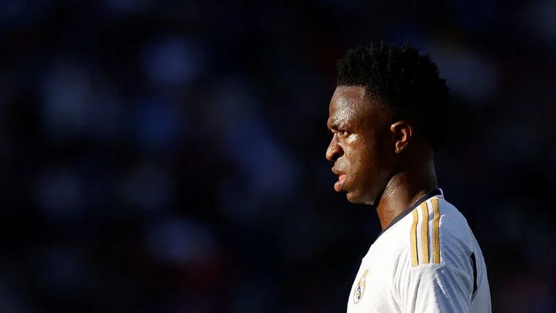 Vinícius Jr amplía su contrato con el Real Madrid hasta 2027