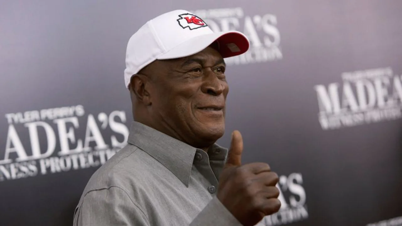 John Amos, estrella de "Good Times" y "Roots" en los 70, fallece a los 84 años