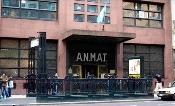 ANMAT prohibió dos aceites de oliva y una famosa miel  | Anmat