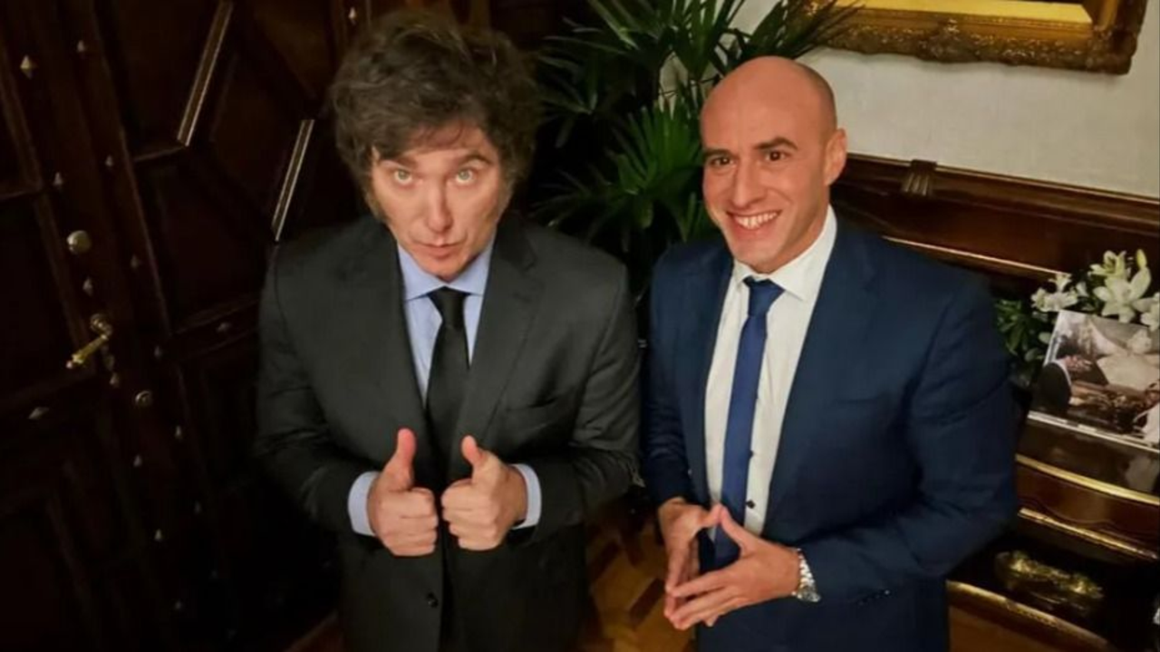 Adorni será candidato en 2025 y Milei le hace un guiño a Trebucq para que sea su reemplazo