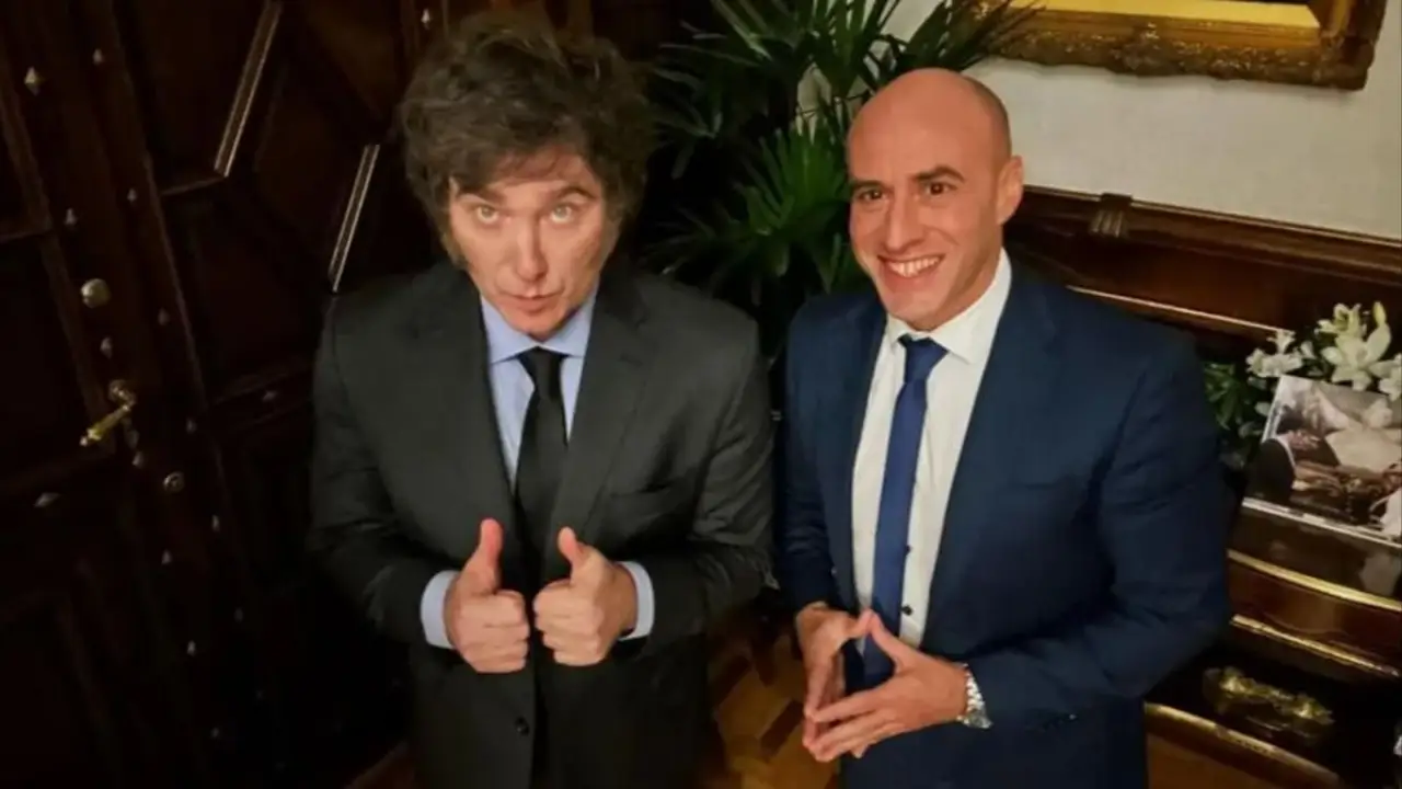 Adorni será candidato en 2025 y Milei le hace un guiño a Trebucq para que sea su reemplazo