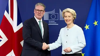 Starmer, primer ministro británico, visita Bruselas para primeras conversaciones con la UE Starmer, primer ministro británico, visita Bruselas para primeras conversaciones con la UE