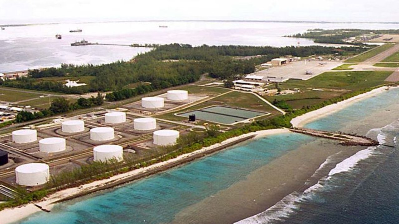 El Reino Unido cede la soberanía de la isla de Chagos a Mauricio, pero conserva base aérea
