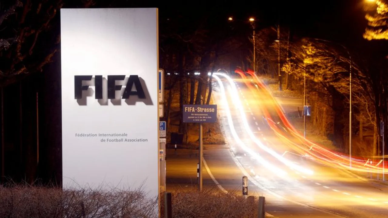 El TJUE dictamina que algunas normas de la FIFA sobre traspasos infringen la legislación