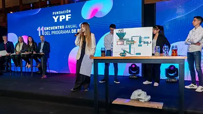 Fundación YPF reunió a más de 300 becarios en Vaca Muerta Fundación YPF reunió a más de 300 becarios en Vaca Muerta