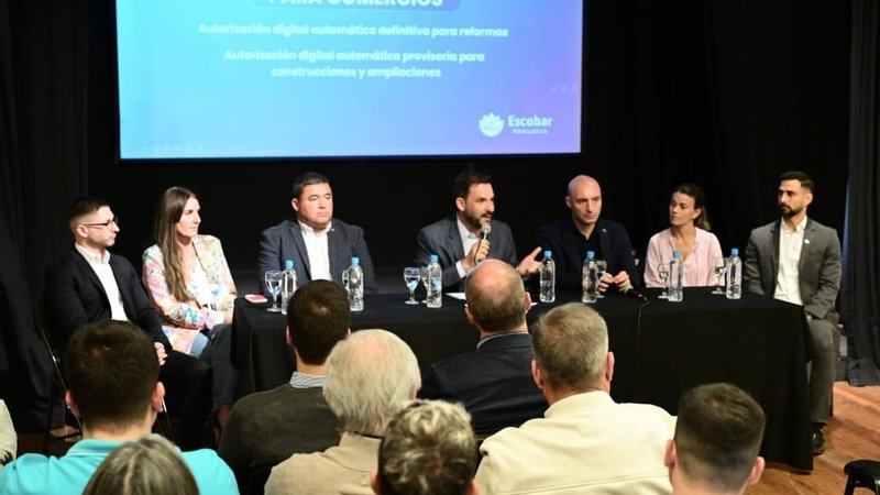 Ariel Sujarchuk anunció medidas de digitalización que simplifican trámites para comercios, pymes, industrias y viviendas unifamiliares