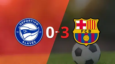 Con triplete de Robert Lewandowski, Barcelona goleó a Alavés 3-0 Con triplete de Robert Lewandowski, Barcelona goleó a Alavés 3-0