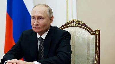 "¡Dios salve al zar!": Putin recibe los primeros saludos por su 72º cumpleaños "¡Dios salve al zar!": Putin recibe los primeros saludos por su 72º cumpleaños