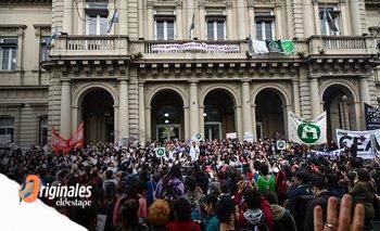 "Vaciar es cerrar": los trabajadores del Bonaparte se plantan tras los despidos | Hospital de salud mental bonaparte