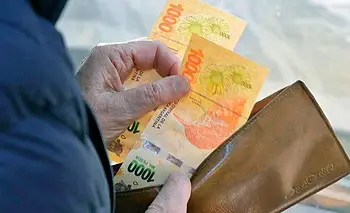 Fragilidad de hogares: cierre de empresas, menos empleo y salarios y récord de morosidad  | Salarios