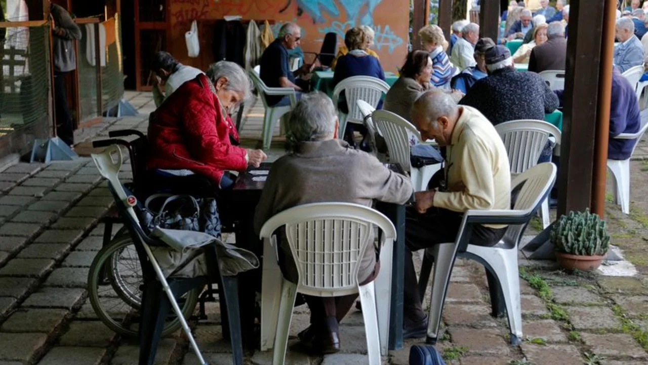 La demografía de Italia es la peor de Europa para el crecimiento, según Scope Ratings
