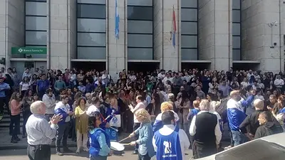 Después de 30 años, trabajadores judiciales de Santa Fe realizarán un paro de actividades: "No tenemos respuesta" Después de 30 años, trabajadores judiciales de Santa Fe realizarán un paro de actividades: "No tenemos respuesta"
