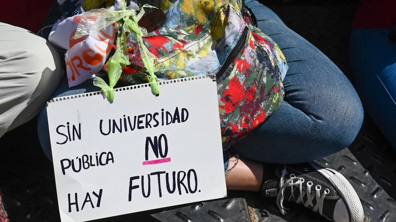 Conflicto social hoy 12 de noviembre: paro, marchas y piquetes contra Javier Milei