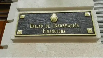 El Gobierno reformó la UIF, eliminó un Consejo y nombró a "un amigo" de Santiago Caputo El Gobierno reformó la UIF, eliminó un Consejo y nombró a "un amigo" de Santiago Caputo