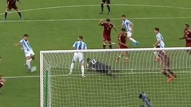 El gol de Otamendi para la Selección Argentina ante Venezuela