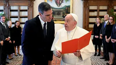 Pedro Sánchez condena los ataques israelíes contra las fuerzas de paz de la ONU en Líbano Pedro Sánchez condena los ataques israelíes contra las fuerzas de paz de la ONU en Líbano