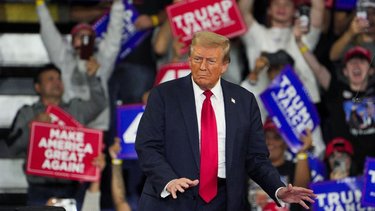 Trump pide que lo protejan aviones militares por las amenazas de Irán: diarios