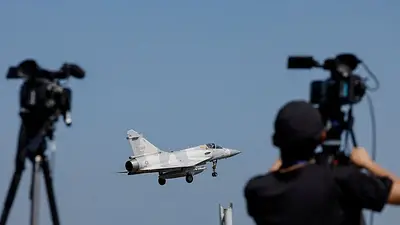 China concluye ejercicios militares en torno a Taiwán, provocando ira en Taipéi y preocupación en EEUU China concluye ejercicios militares en torno a Taiwán, provocando ira en Taipéi y preocupación en EEUU