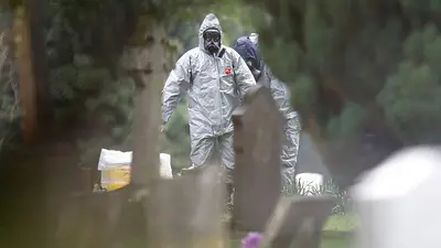 Una mujer británica muerta por Novichok fue víctima de "fuego cruzado", revelan en una comisión Una mujer británica muerta por Novichok fue víctima de "fuego cruzado", revelan en una comisión