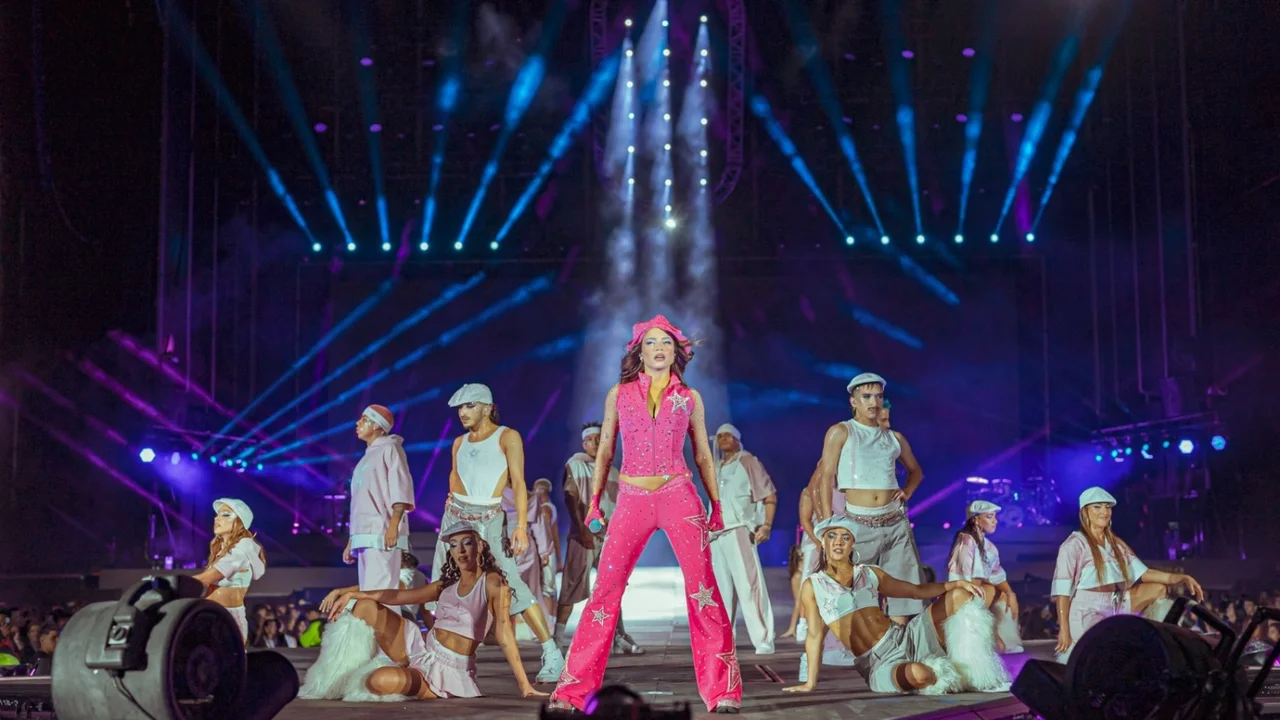 Emilia Mernes en Vélez: los mejores momentos de su show