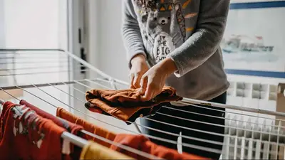 Cómo debo secar mi ropa cuando hay mucha humedad. Cómo debo secar mi ropa cuando hay mucha humedad.