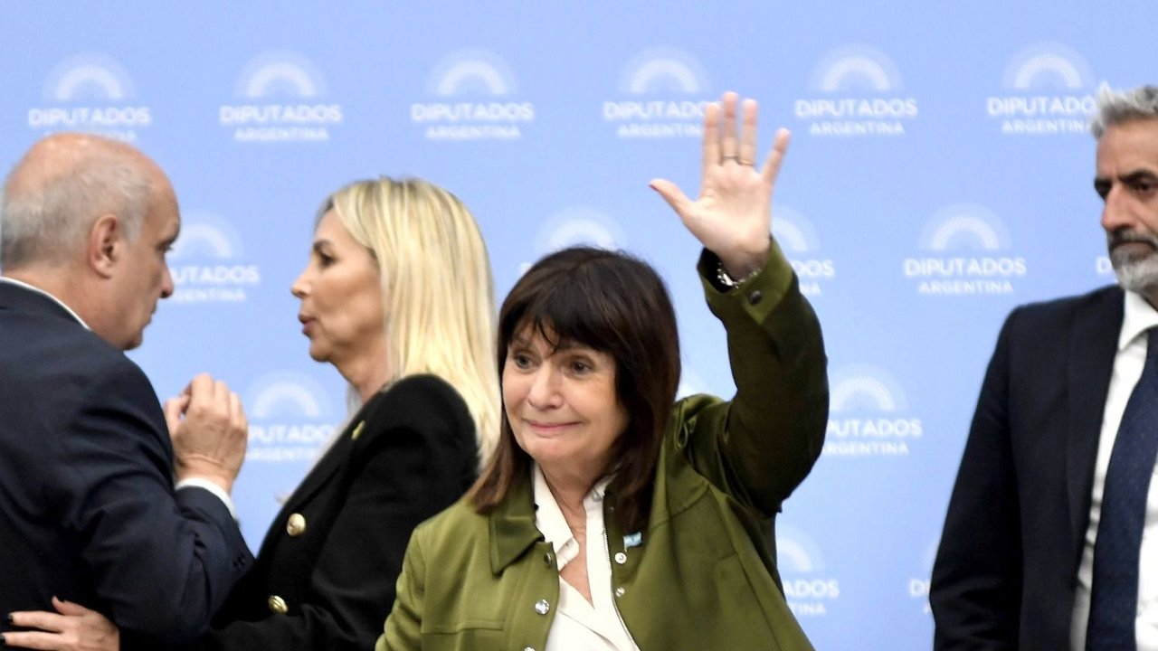 Papelón de Bullrich: festejó una detención por cocaína y era talco