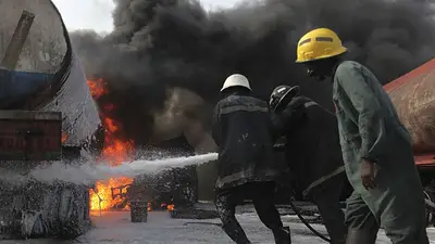 Explosión de camión cisterna deja al menos 94 muertos en Nigeria Explosión de camión cisterna deja al menos 94 muertos en Nigeria