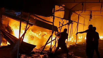 Familiares de palestino que murió quemado describen consecuencias de ataque israelí Familiares de palestino que murió quemado describen consecuencias de ataque israelí